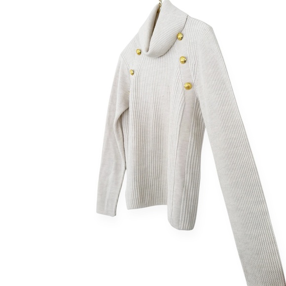 Veronica Beard • Pearson Button Detail Merino
Wool Sweater - Picture 5 of 10